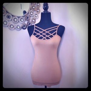 👍4 for $20👍 Criss-Cross Layering Tank! 🤎